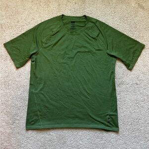 REI Co-op Green Performance Athletic Shirt Size Large